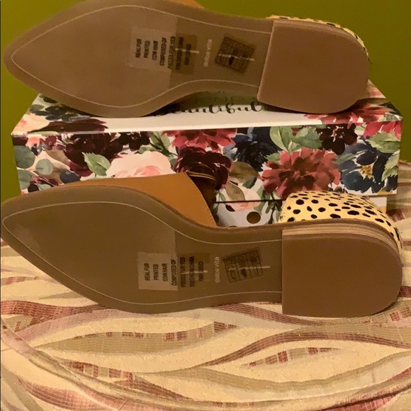 Dolce Vita Kelsa flat, Size 10 - Picture 4 of 5